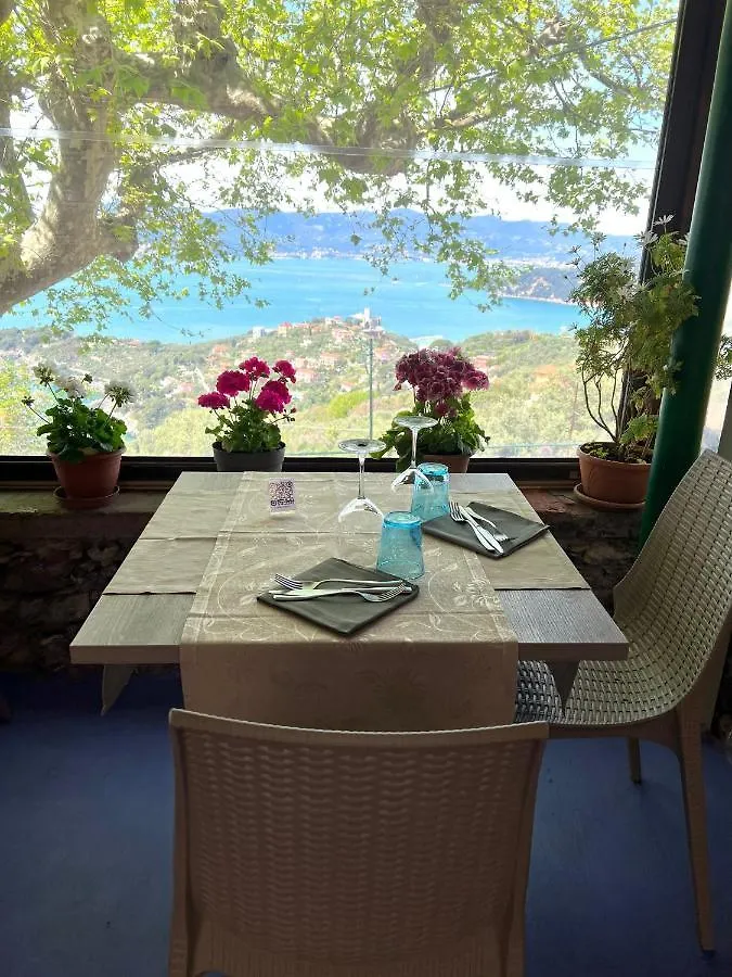 Appartamento Vista Mare A Lerici Con Parcheggio Privato Gratuito 0*,  Italia